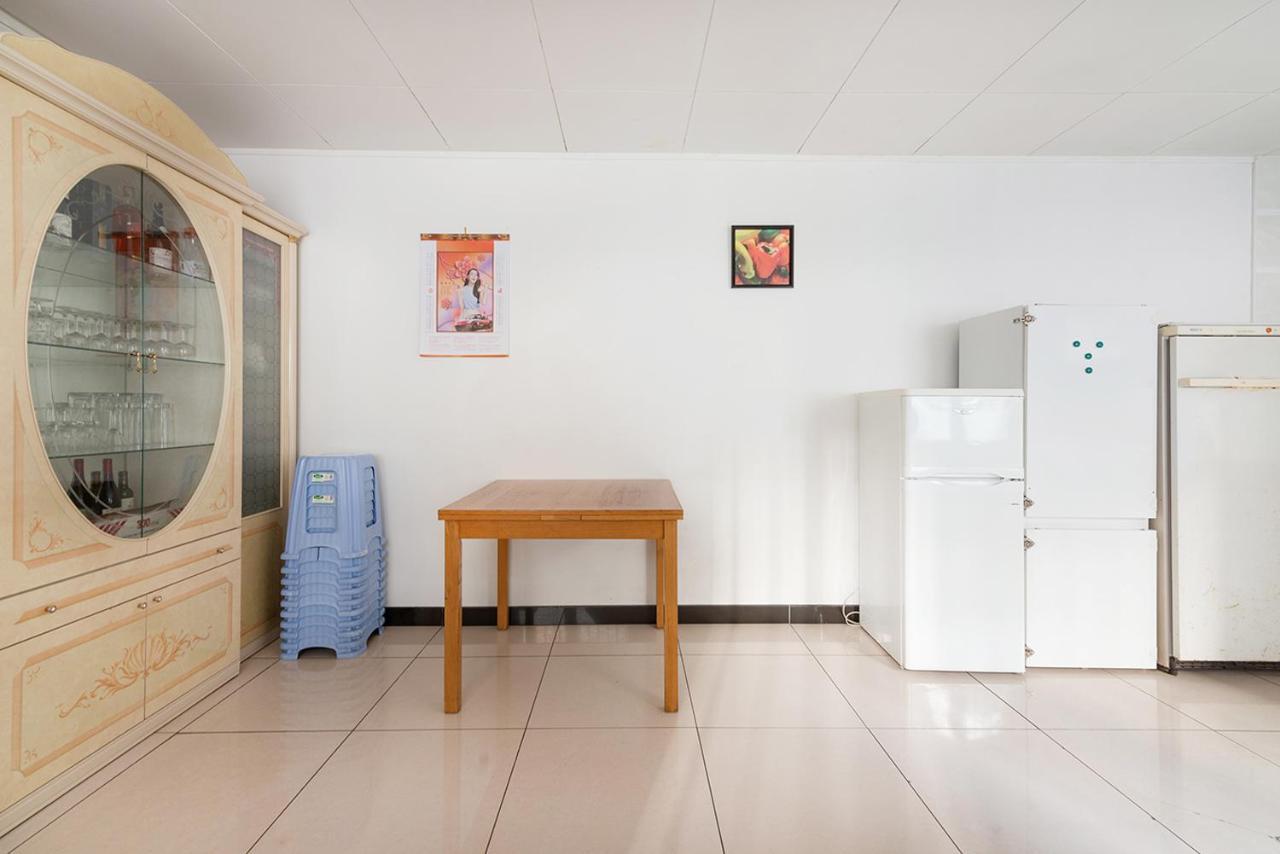 Cameleon Paris Guesthouse Pantin Exterior photo